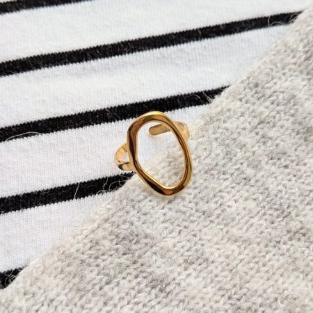 Zaar ring