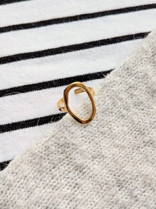 Zaar ring